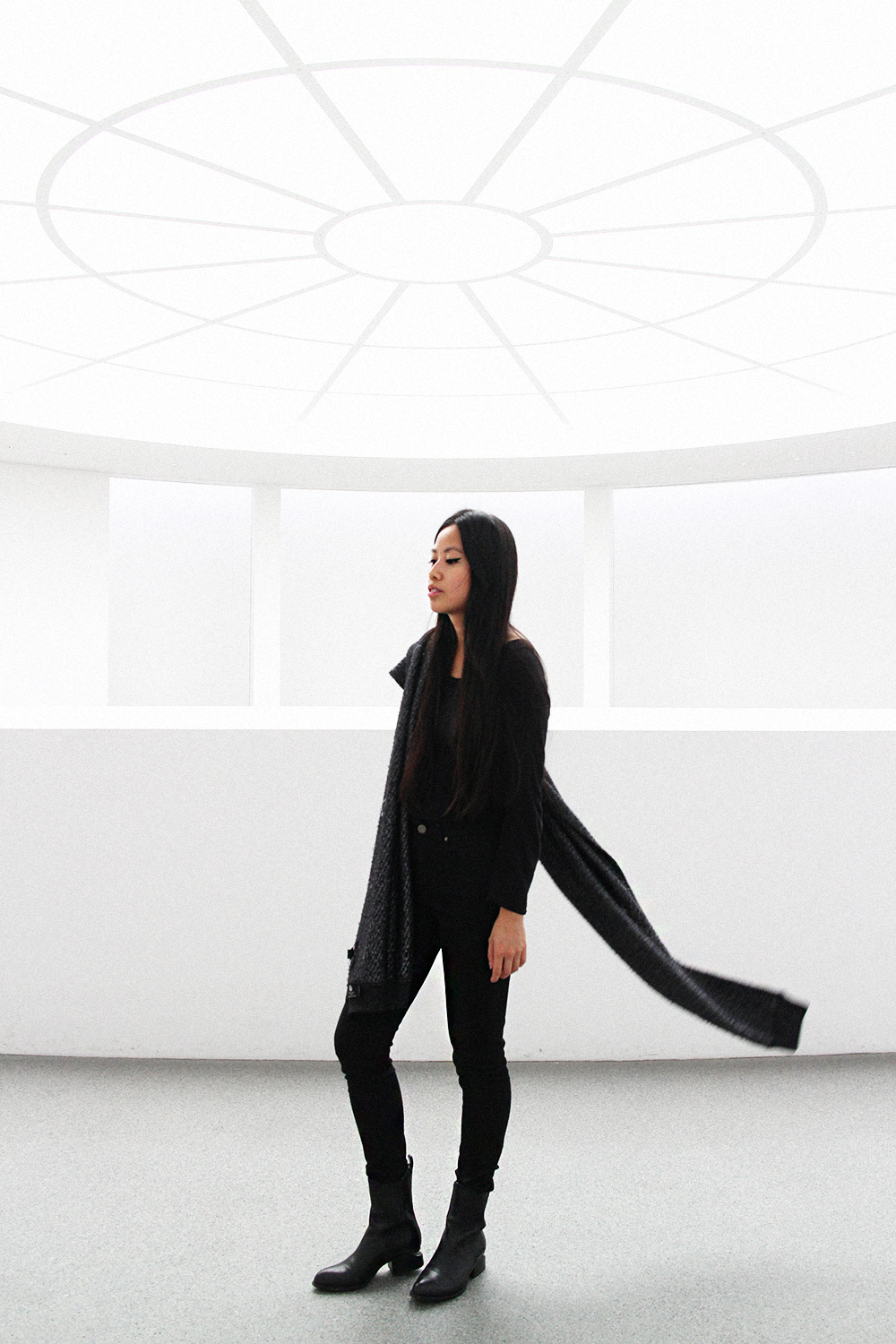 IHEARTALICE.DE – Fashion & Travel Blog: All Black Everything Look wearing Alexander Wang Scarf