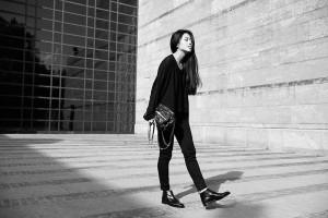 IHEARTALICE.DE – Fashion & Travel Blog: All Black Everything Look wearing COS Shirt, Acne Studios Skin Black Jeans