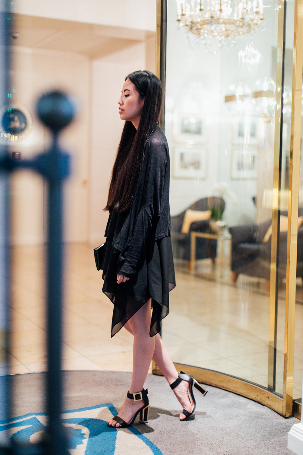 IHEARTALICE.DE – Fashion & Travel Blog: All Black Everything Look wearing Layerings, Kat Maconie Heels / OOTD