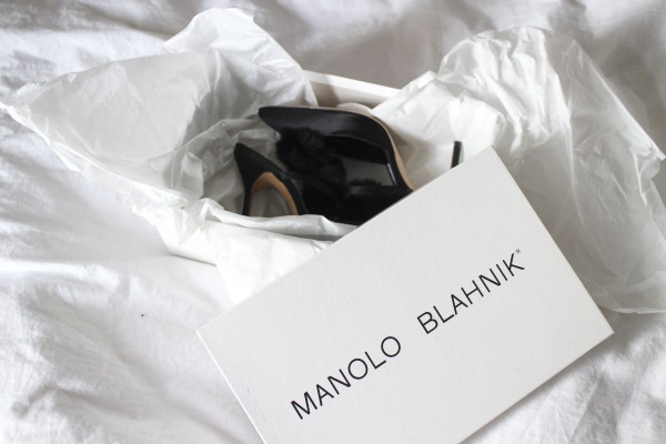 Manolo Blahnik - Crespo Satin Black Pumps