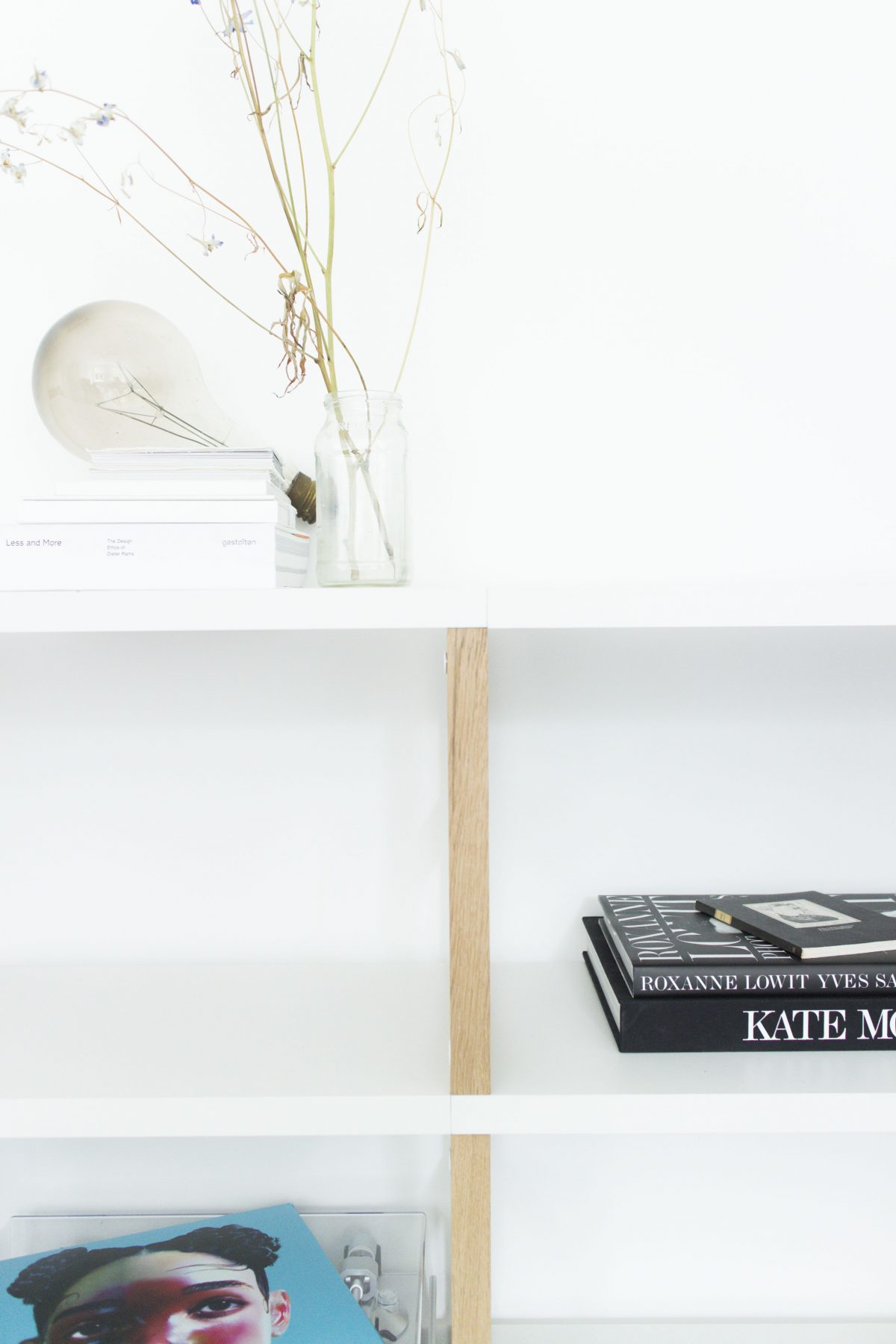 Minimalist Interior – Regalraum Regal Inspiration / IheartAlice.com
