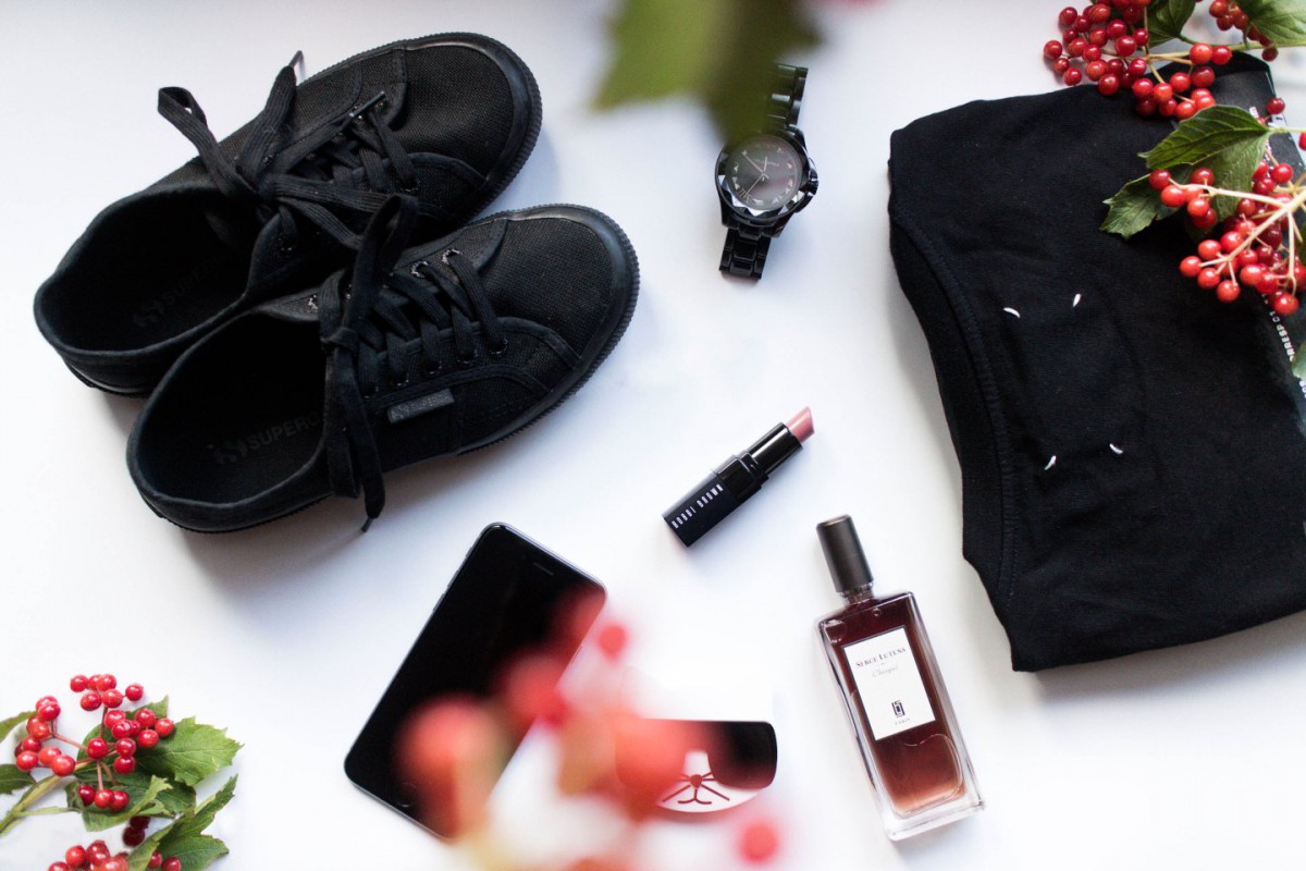 IHEARTALICE – Fashion, Lifestyle & Travel-Blog from Berlin/Germany by Alice M. Huynh: Superga, Karl Lagerfeld Karl7 Watch, Bobbi Brown Lipstick, Serge Lutens Chergui, iPhone 6, Karl Lagerfeld Choupette Mirror, Maison Martin Margiela T-Shirt