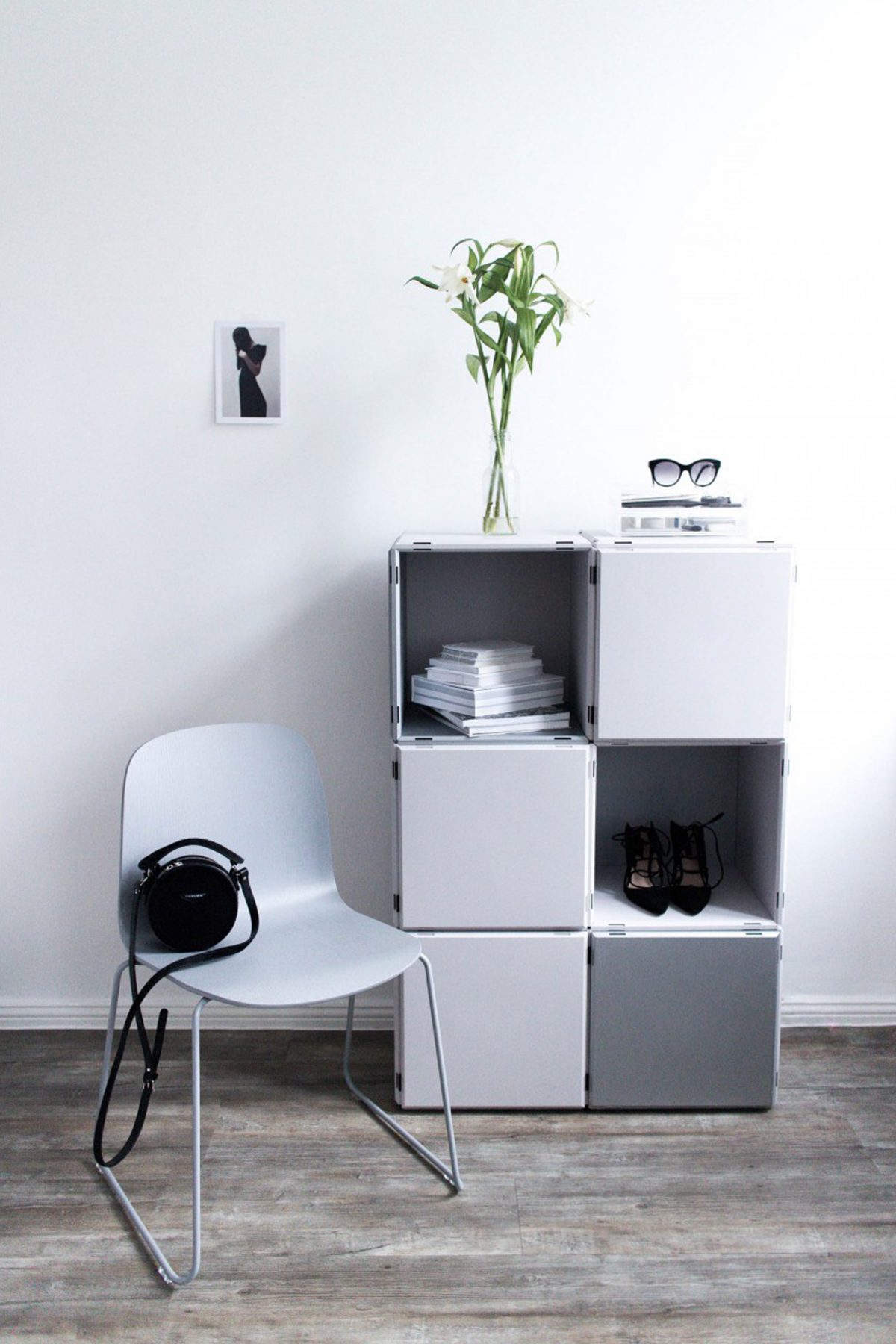 Muuto Visu Chair by Smallable & quibing modular shelf / Interior Inspiration - Minimalist Living by IheartAlice.com - Lifestyle & Travelblog by Alice M. Huynh