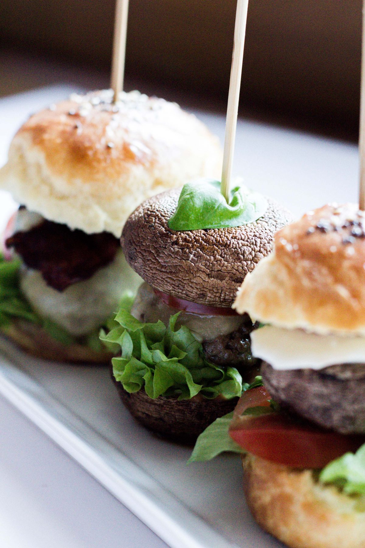 Dreielei Burger Rezept by Yvi Huynh / IheartAlice.com