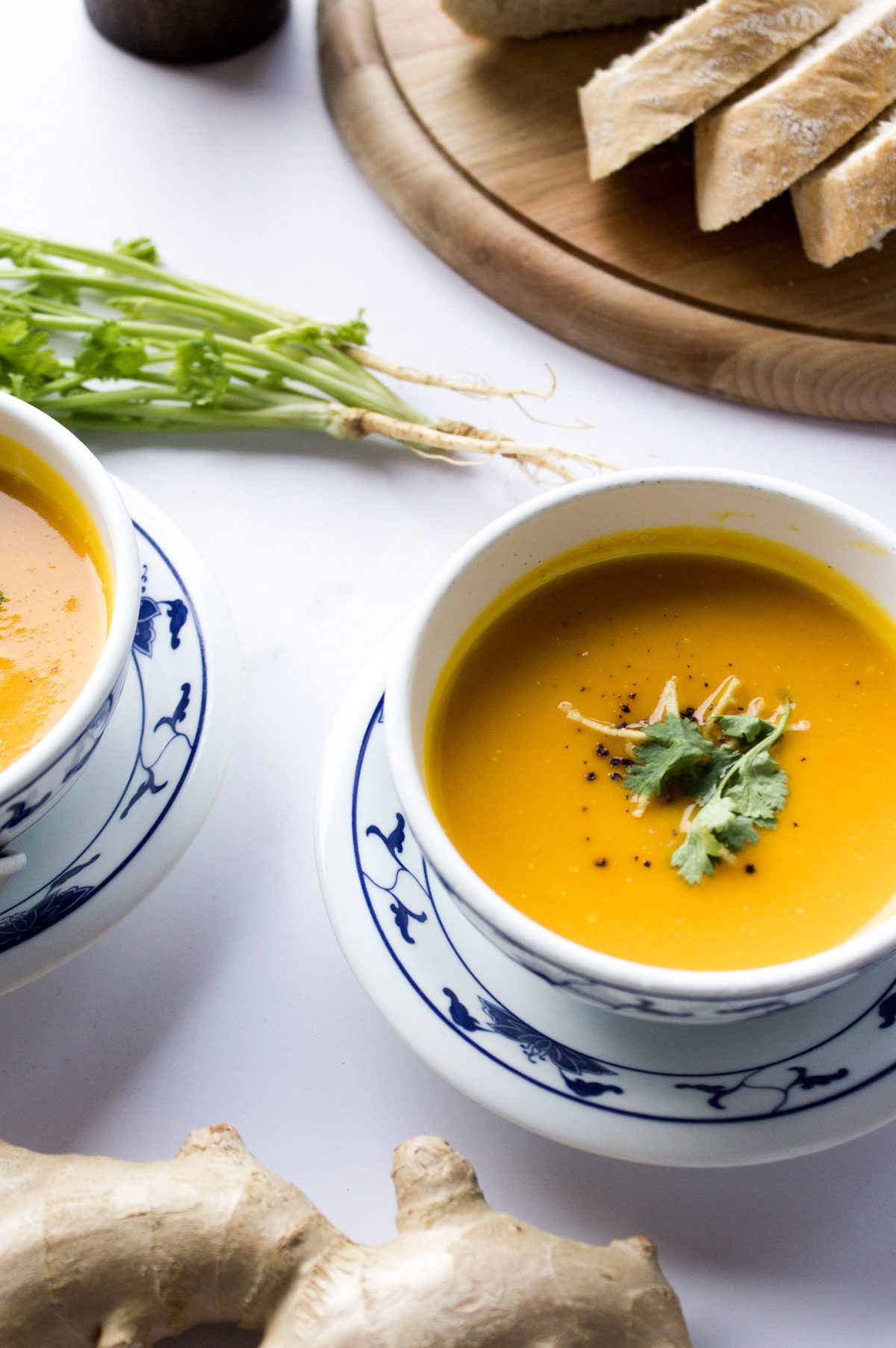 Kokosnuss Ingwer Suppe Rezept von Yvi Huynh / IheartAlice.com