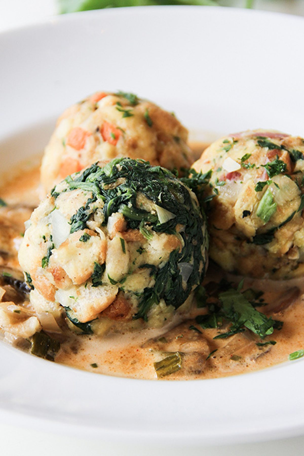Dreierlei Knödel Rezept: Speckknödel, Kürbisknödel & Spinatknödel by Yvi Huynh / IheartAlice.com