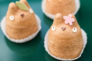 Shirohige's Totoro Cream Puff