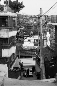 Bukchon Hanok Village / Travel Guide to Seoul, South Korea
