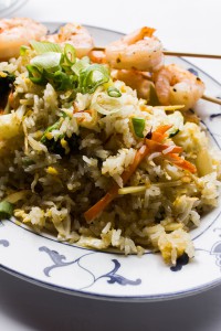 Gebratener Reis mit Garnelen Rezept
