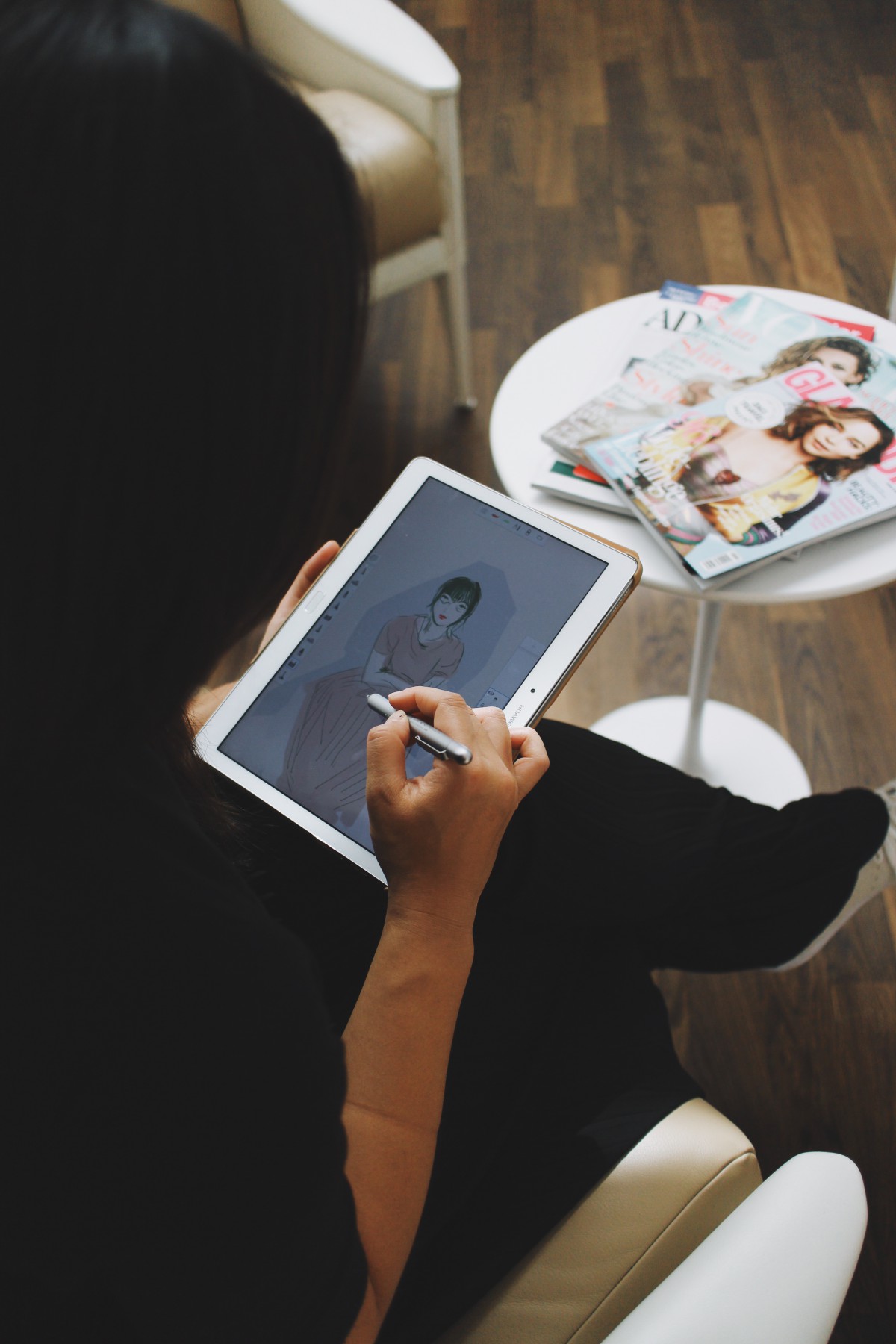 HUAWEI mediapad M2 10.0 / I heart alice / fashion illustration /sketching / vi pham