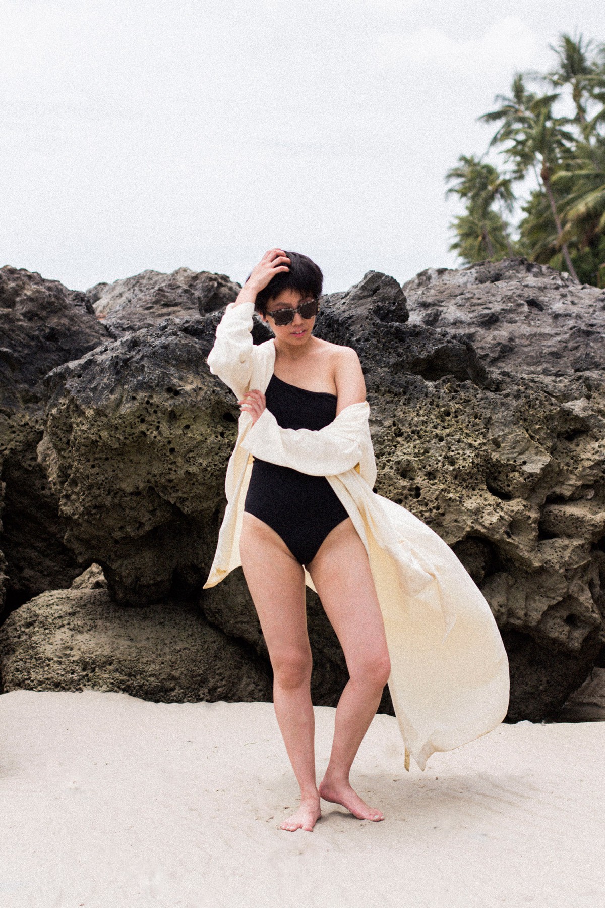 One-Shoulder SOne-Shoulder Swimsuit & Ayurganic Bathrobewimsuit & Ayurverdic Bathrobe