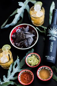 Limetten-Mango-Cocktail mit Mezcal Rezept & Tortilla Chips - Visit Mexico / IheartAlice.com