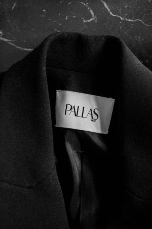Pallas Endor Coat / All Black Everything with Pallas Paris - heartAlice.com