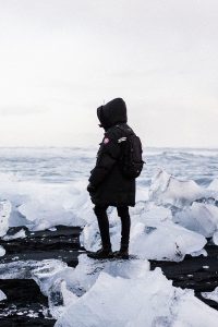 Iceland Travel Guide - What to pack for Iceland? / Canada Goose Snow Mantra / IheartAlice.com - Travelblog & Lifestyleblog