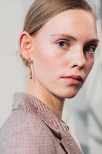 MALAIKARAISS SS 18 - Backstage Impressions during MBFW Berlin / Fashion Week Berlin by Alice M. Huynh - iHeartAlice.com