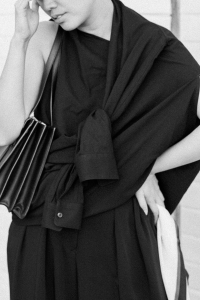 MM6 Maison Margiela Shirt Dress / all black everything outfit by Alice M. Huynh - Travel & Lifestyleblog