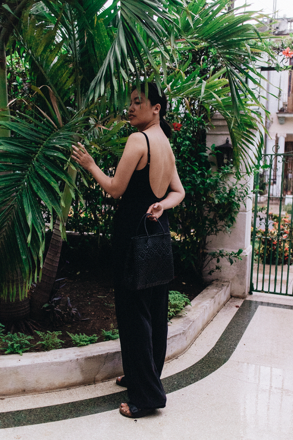 The Perfect Black (Swim) Suit mit Rosa Faia in Havana, Cuba | i Heart ...
