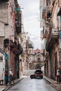 Why I travel in the words of Anthony Bourdain / Havana Streetlife - Cuba Travel Diary by Alice M. Huynh / iheartAlice.com - Travel & Lifestyleblog from Berlin, Germany