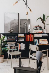 Bookshelf Inspiration mit MYCS Regalsystem / Interior Homestory by Alice M. Huynh / iHeartAlice.com - Travel, Lifestyle & Fashionblog