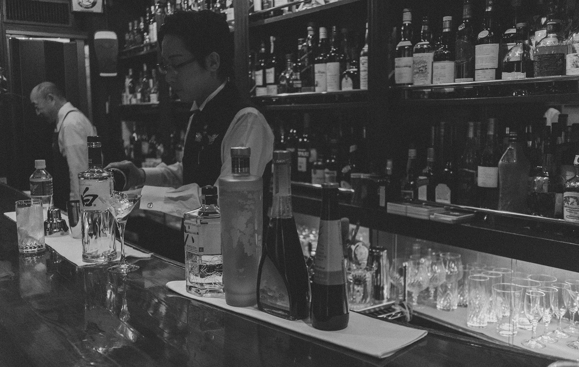 Tokyo Bar Guide w/ Haku Vodka - 5 Bars to have a drink in Tokyo / iHeartAlice.com - Travel, Lifestyle & Foodblog by Alice M. Huynh / Tokyo Travel Guide