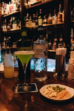Tokyo Bar Guide w/ Haku Vodka - Where to drink in Tokyo? / iHeartAlice.com - Travel, Lifestyle & Foodblog by Alice M. Huynh / Tokyo Travel Guide