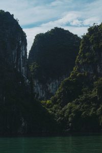 A Quick Travel Guide To Hanoi, Vietnam / 6 Things To Do In Hanoi - iHeartAlice.com Travel, Food & Lifestyleblog by Alice M. Huynh / Vietnam Travel Guide