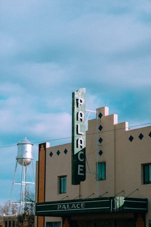 A Quick Travel Guide to Marfa, Texas / What to Do, See & Eat in Marfa - Travel Guide by iHeartAlice.com - Lifestyle, Travel, Fashion & Foodblog by Alice M. Huynh / Texas Travel Guide