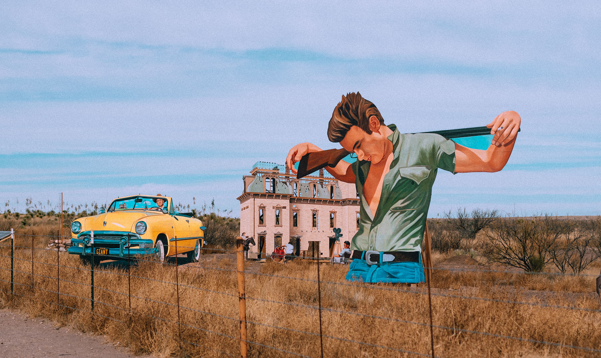 James Dean 'Giant' Mural Highway Art in Marfa, Texas / Travel, Lifestyle & Foodblog by Alice M. Huynh – Travel Texas