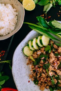 Authentic Thai Larb Recipe – Larb Moo ลาบหมู Rezept – Authentischer Thai Larb Salat Rezept von iHeartAlice.com - Travel, Lifestyle, Foodblogger aus Berlin, Deutschland