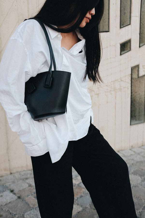 Bottega Veneta Basket Small Leather Tote Bag & Comme des Garçons PLAY Shirt / Easy Minimalist Summer Look by iHeartAlice.com – Travel, Lifestyle, Food & Fashionblog by Alice M. Huynh