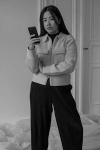 Black & Taube / ARKET Merino Boxy Jacket & Issey Miyake Pleats Please Trousers – Berlin based Travel, Lifestyle & Fashionblog by Alice M. Huynh