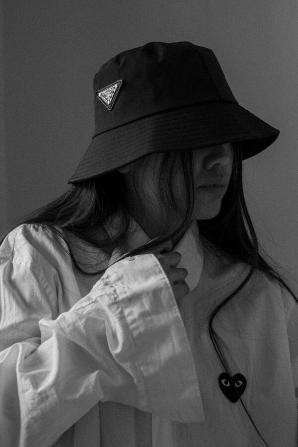 Prada Nylon Bucket Hat / Trend Accessoires of the Season / iHeartAlice.com – Travel, Lifestyle & Fashionblog by Alice M. Huynh based in Berlin, Germany