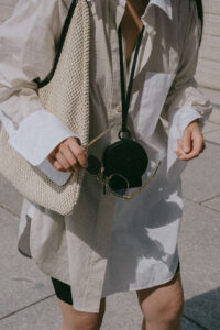 Linen Cotton Blouse & Chunky Flatforms / Simple Summer Look by Alice M. Huynh – German Travel, Lifestyle & Fashionblog / iHeartAlice.com