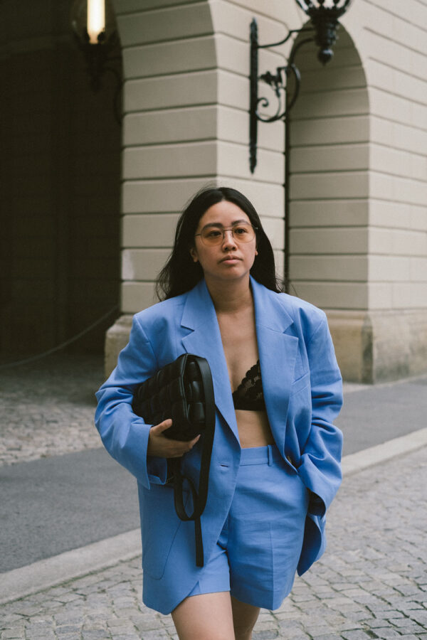 Summer Suiting in Cotton Hemp & Bottega Veneta Padded Cassette Bag / Asics x Vivienne Westwood Sneakers – Berlin Travel, Lifestyle & Fashionblog by Alice M. Huynh – iHeartAlice.com