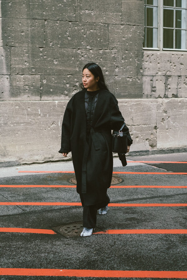 Uniqlo x THEORY Wool Coat & Ultra Light Down Vest / How to keep warm in winter – iHeartAlice.com / Lifestyle & Fashionblog by Alice M. Huynh