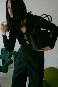 Ribbed Cardigan & Bottega Veneta Arco Bag / Berlin based iHeartAlice.com - Travel, Lifestyle & Fashionblog by Alice M. Huynh