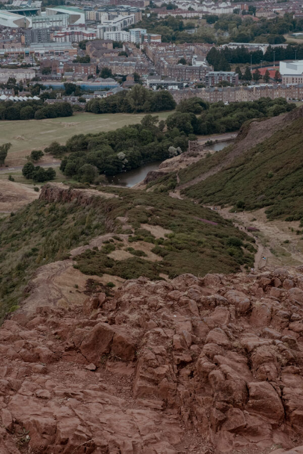Arthur's Seat - The best view over Edinburgh / Scotland Food & Travel Guide / iHeartAlice.com - Berlin based Travel, Lifestyle & Foodblog by Alice M. Huynh