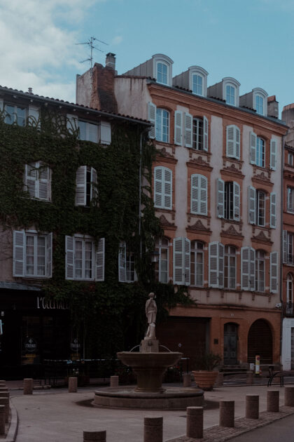 Take a walk through Toulouse's Saint Etienne District