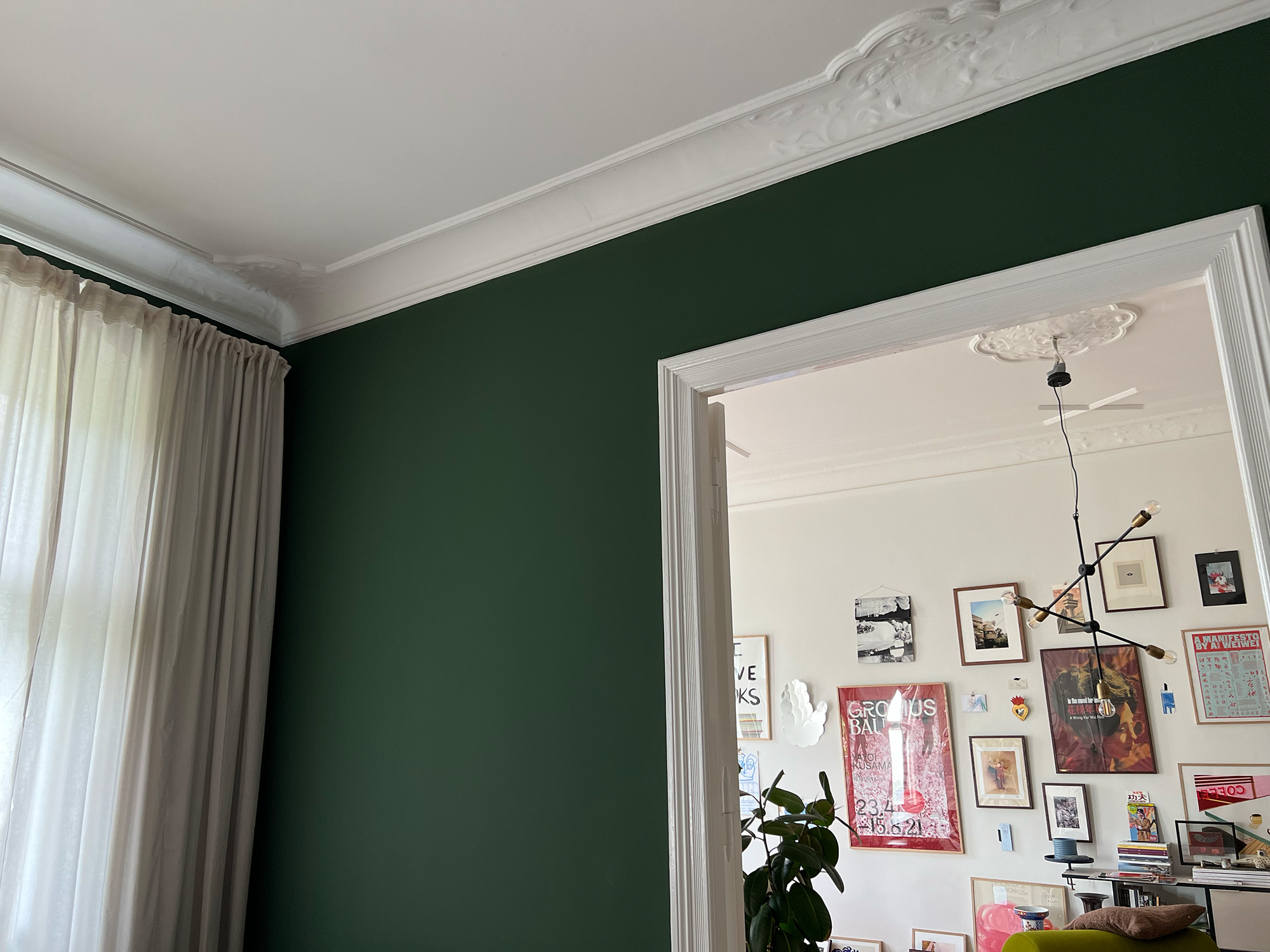 The Curtain Edit - Farrow & Ball Beverly Emulsion Homestory by Alice M. Huynh / iHeartAlice.com - Travel, Lifestyle & Fashionblog from Berlin