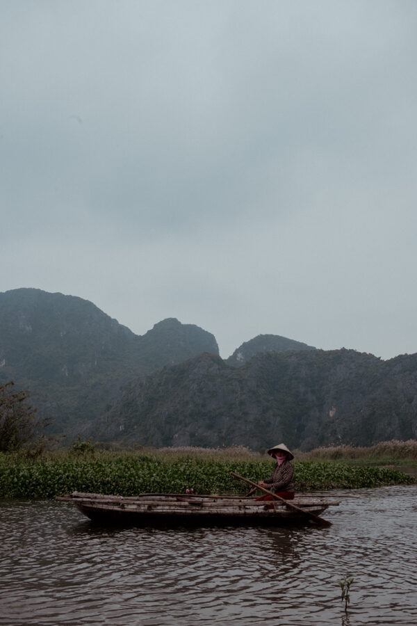 Đầm Vân Long Wetland Nature Reserve Boatride in Ninh Bình, Vietnam / Vietnam Travel Guide by iHeartAlice.com - Berlin cased Travel, Lifestyle & Foodblog by Alice M. Huynh