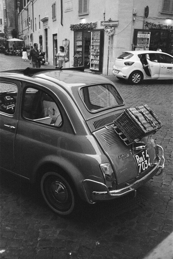 On The Streets Of... Rome, Italy - Analog Travel Diary / Shot on Iford HP5+ with Konica Big Mini / Travel, Lifestyle & Food Blog by Alice M. Huynh